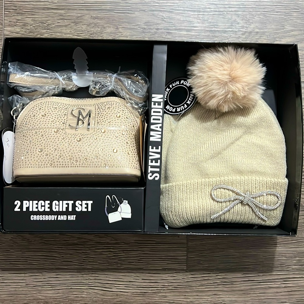 Steve Madden Set